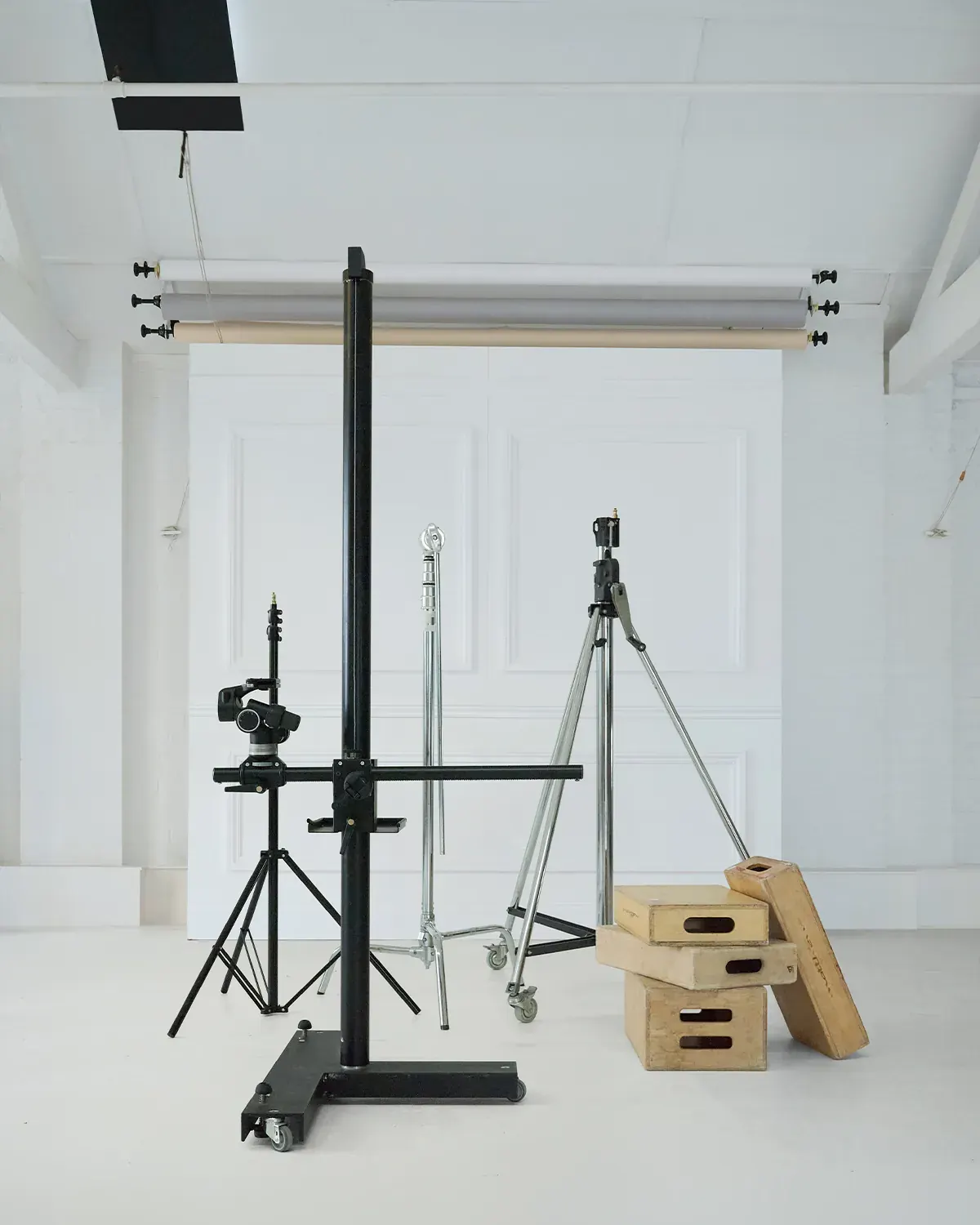 Light stands, boom arm and support equipment